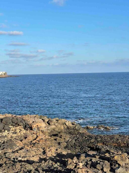 Precioso Rincon Entre El Mar Y Los Volcanes Costa Teguise Dış mekan fotoğraf